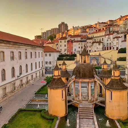 Casa Da Praca By Purus Coimbra