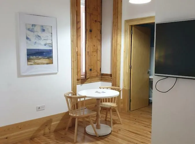 Casa Da Praca By Purus Konukevi Coimbra