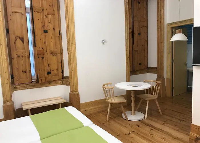 Konukevi Casa Da Praca By Purus Coimbra